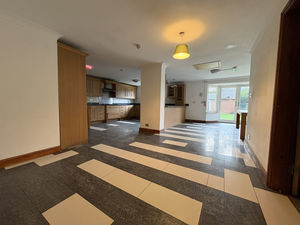 Photo 5- click for photo gallery